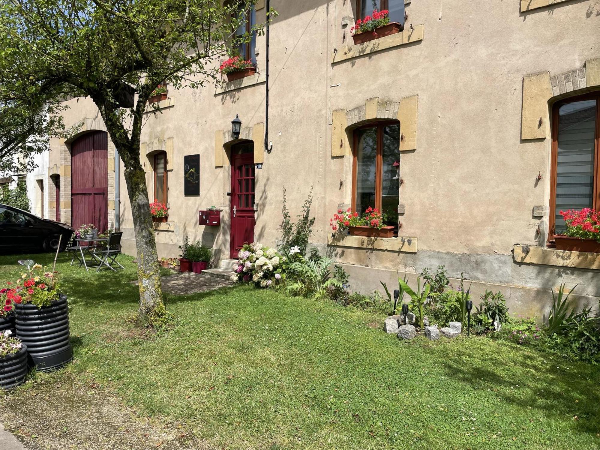 Bergerie Francique Apartment Lachaussee Bagian luar foto